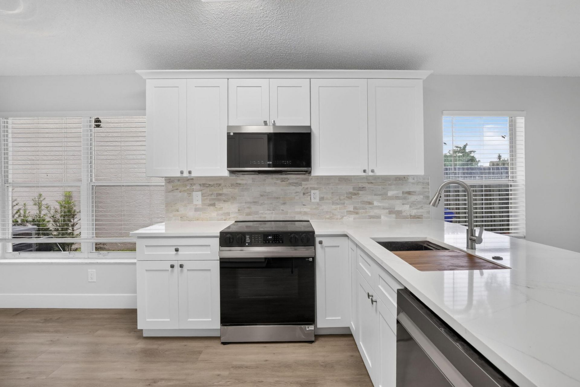 1371 SW 181st Avenue, Pembroke Pines, FL 33029 Photo
