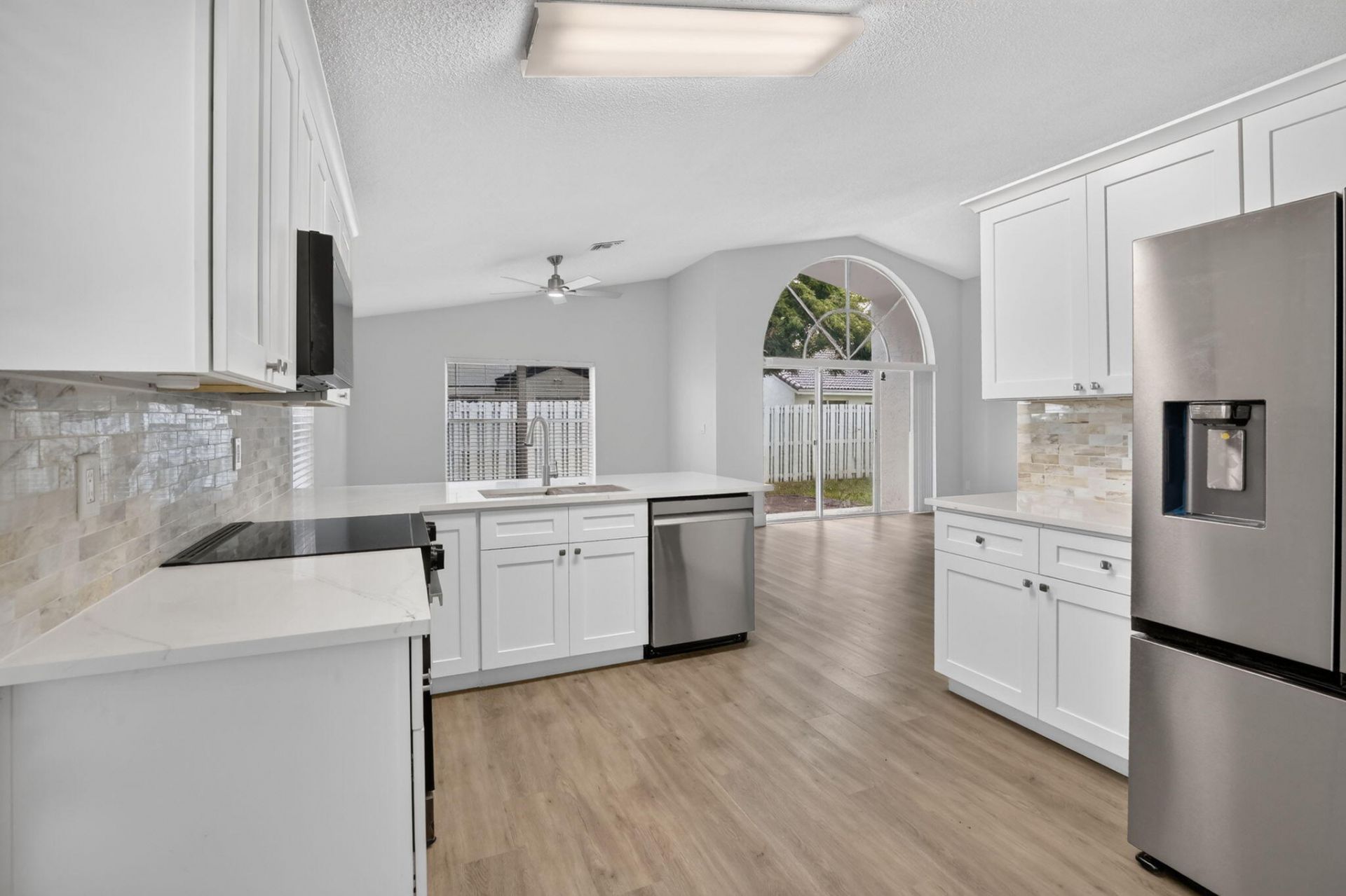 1371 SW 181st Avenue, Pembroke Pines, FL 33029 Photo