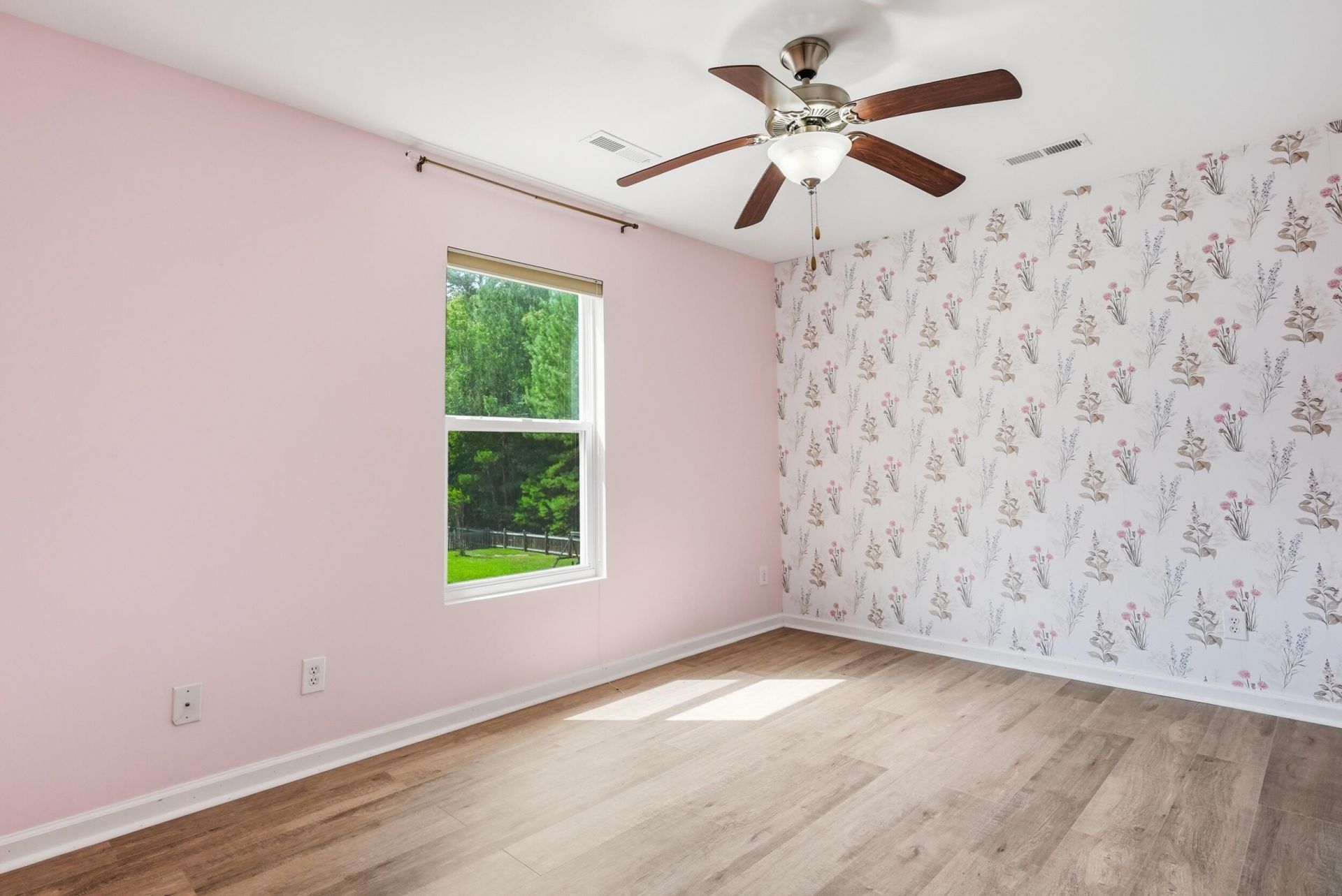 1244 Segar Street Photo 19