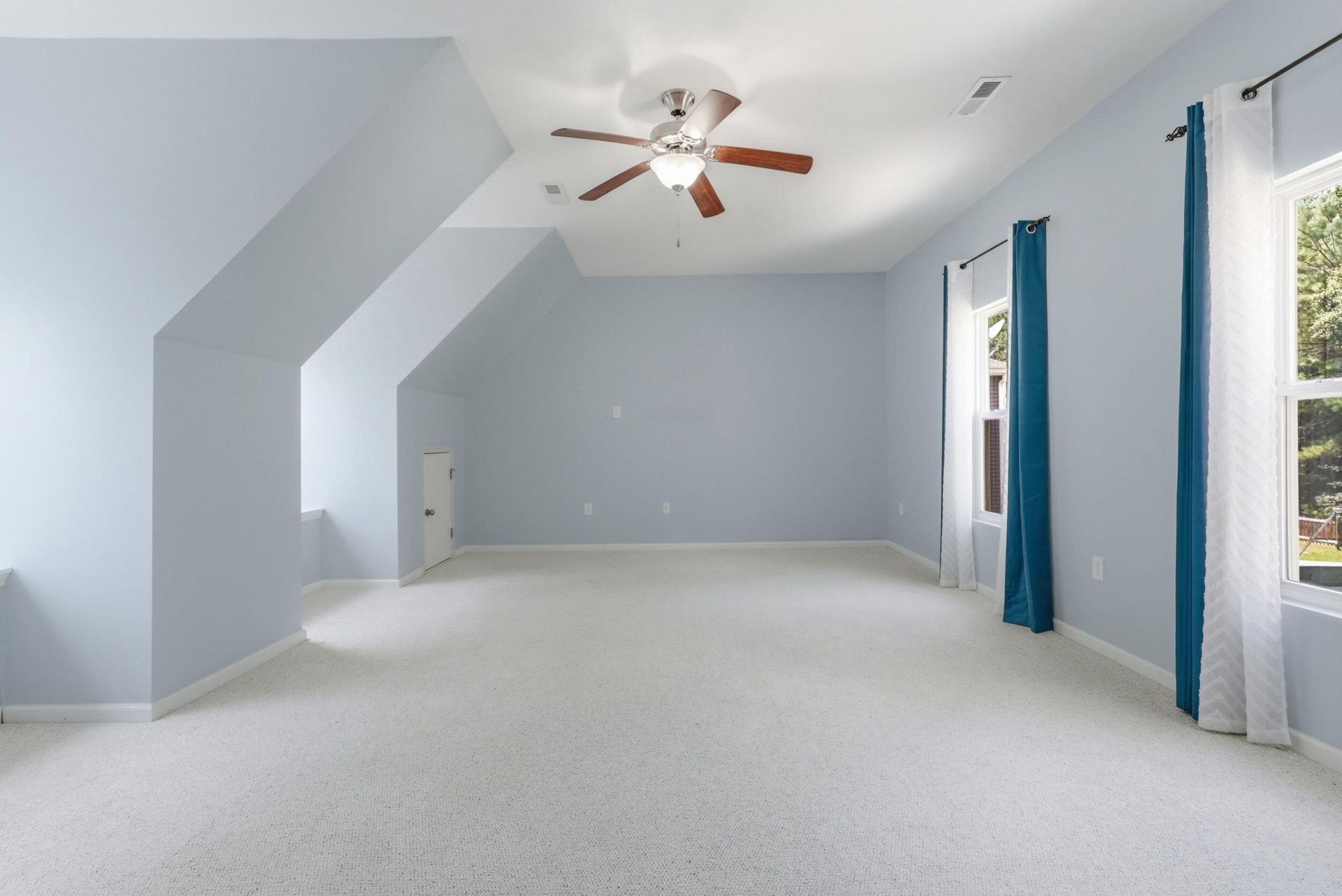 1244 Segar Street Photo 24
