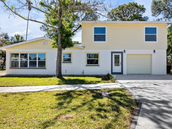 4038 HARRISBURG , ST PETERSBURG, FL 33703