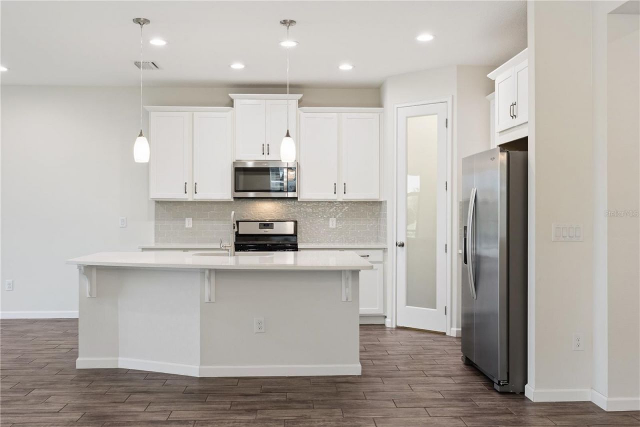 8621 Rain Song Road, Sarasota, FL 34238 Photo