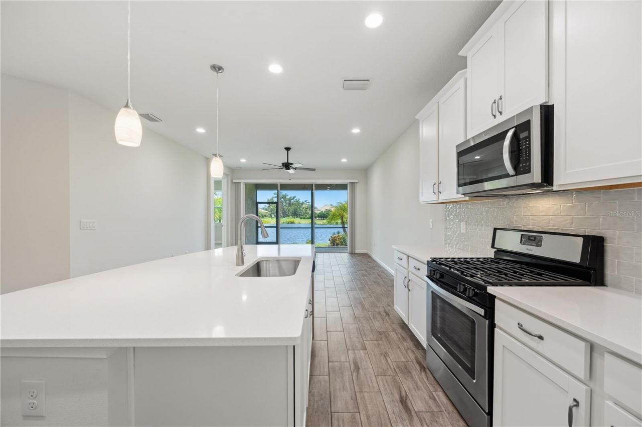 8621 Rain Song Road, Sarasota, FL 34238 Photo