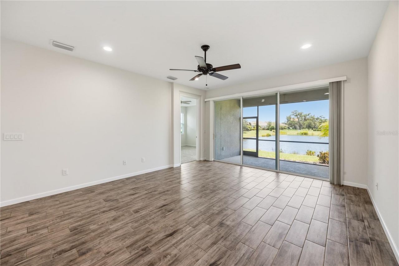 8621 Rain Song Road, Sarasota, FL 34238 Photo
