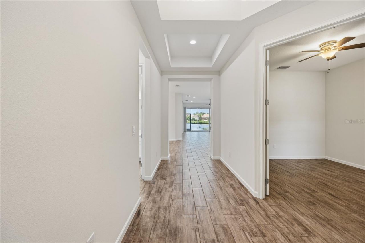 8621 Rain Song Road, Sarasota, FL 34238 Photo