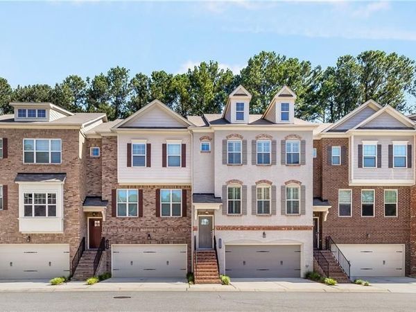 1618 Longmoor Lane , Smyrna, GA 30080