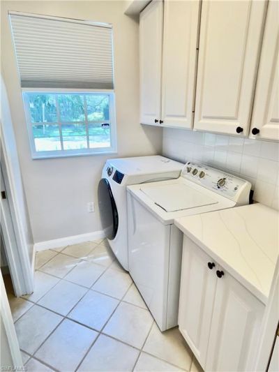 5669 Cove Cir, Naples, FL 34119 Photo