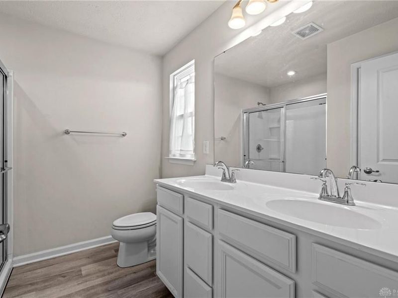 169 Cresting Road, Fairborn, OH 45324 Photo 3