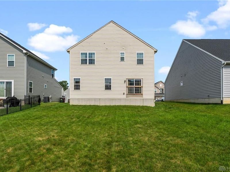 169 Cresting Road, Fairborn, OH 45324 Photo 7