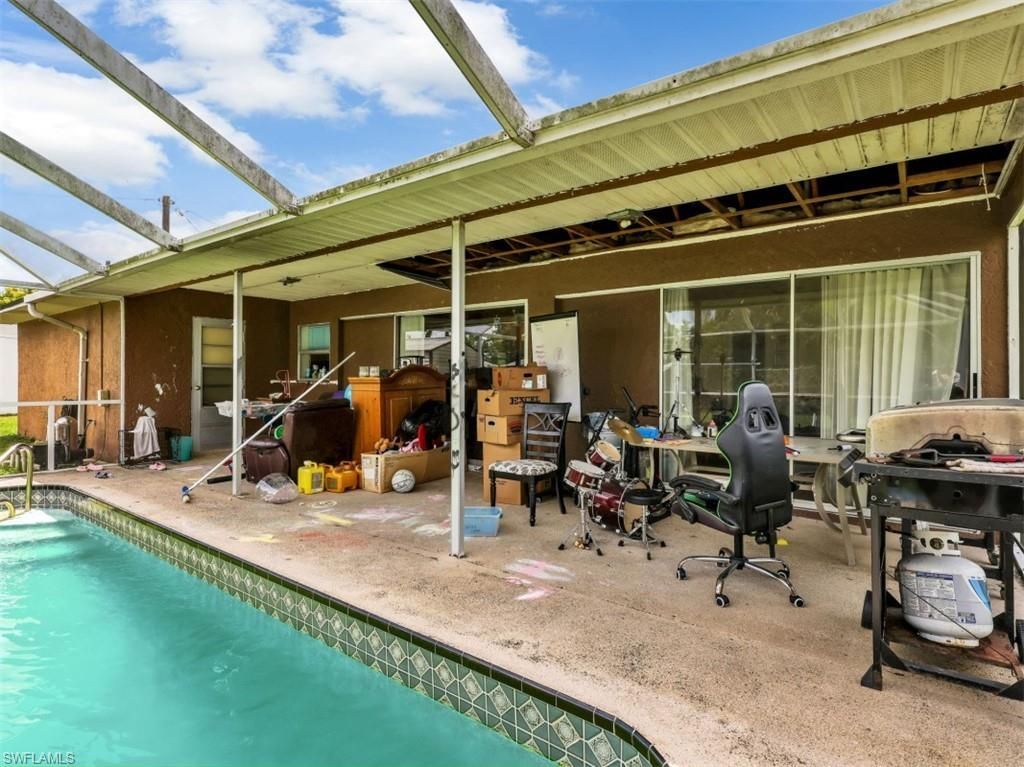 209 NE 9th Ct, Cape Coral, FL 33909 Photo