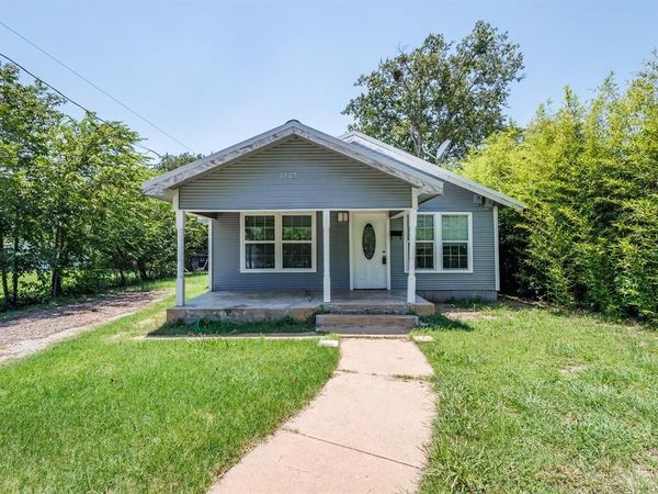 1805 7th Street , Brownwood, TX 76801