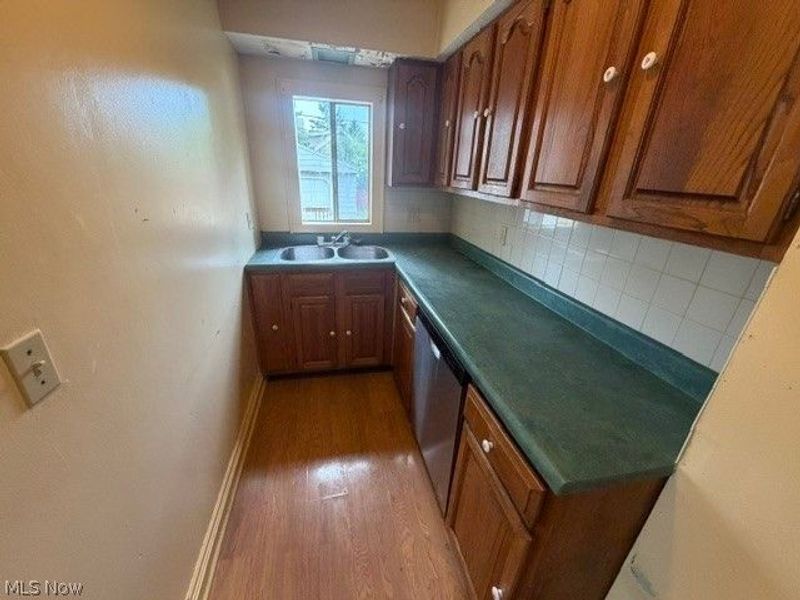 3310 Cypress Avenue, Cleveland, OH 44109 Photo 10