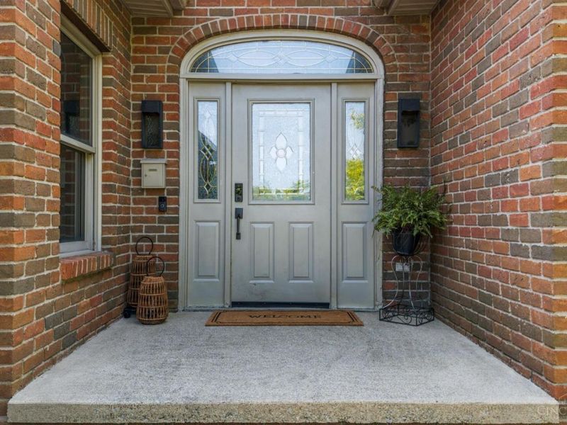837 Leslie Drive, Washington Township, OH 45177 Photo 3