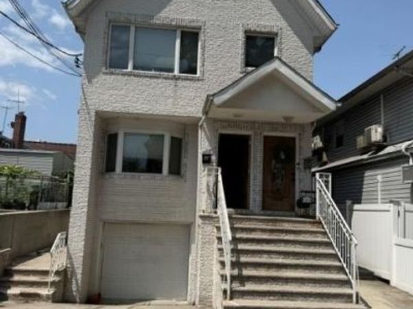 6140 173rd Street , Fresh Meadows, NY 11365