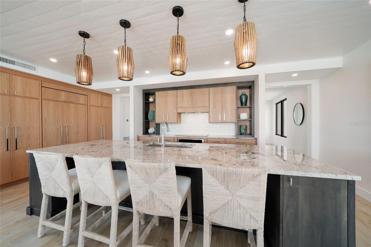 5547 Avenida Del Mare, Sarasota, FL 34242 Photo