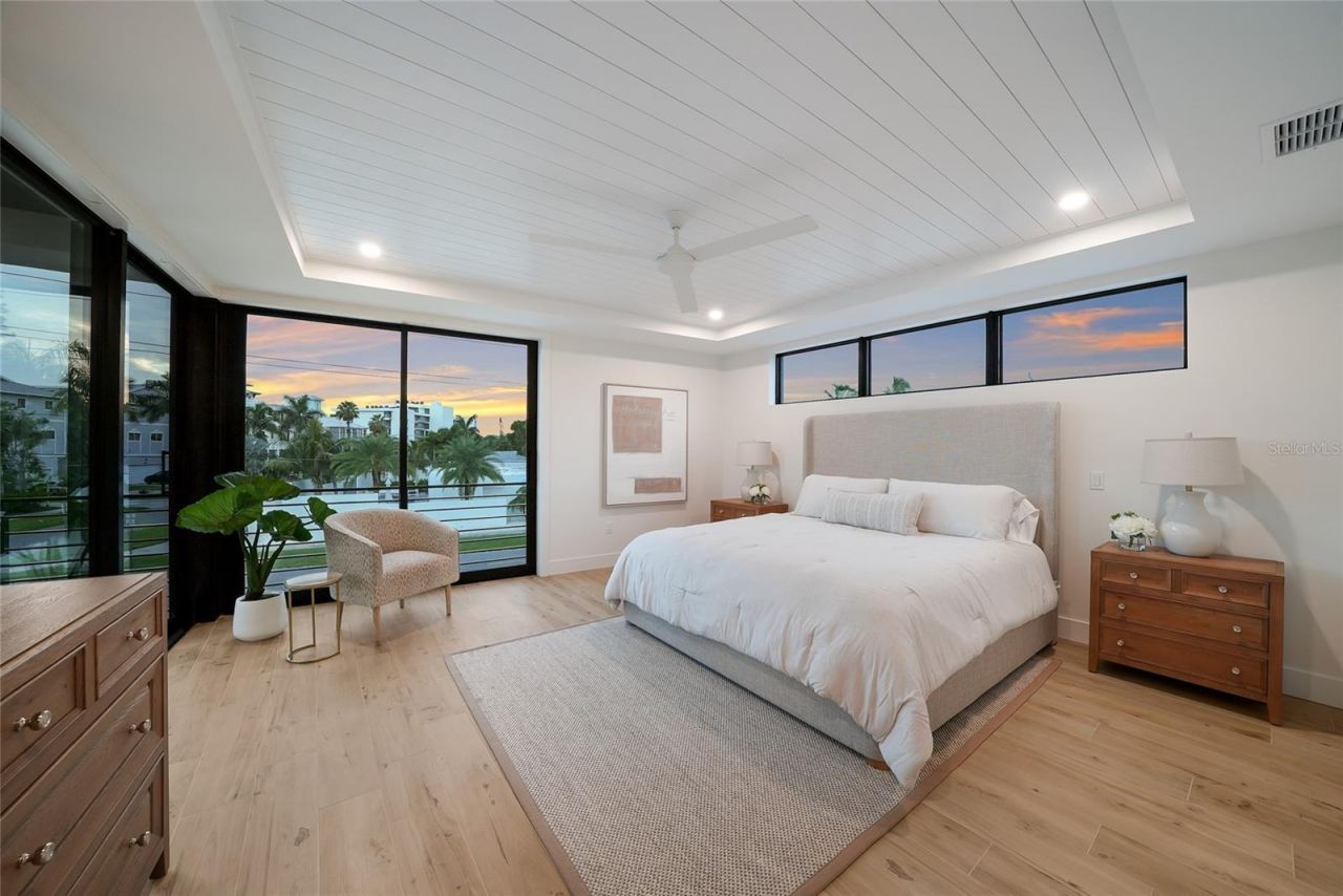 5547 Avenida Del Mare, Sarasota, FL 34242 Photo