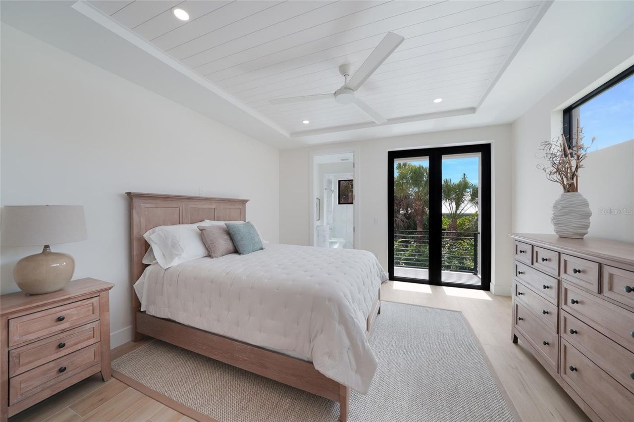 5547 Avenida Del Mare, Sarasota, FL 34242 Photo