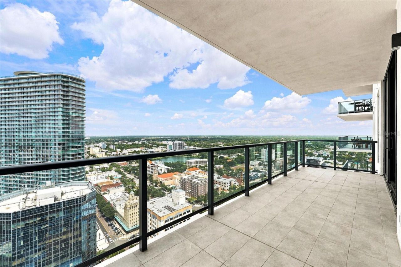 275 1st Avenue S, Unit 3308, Saint Petersburg, FL 33701 Photo