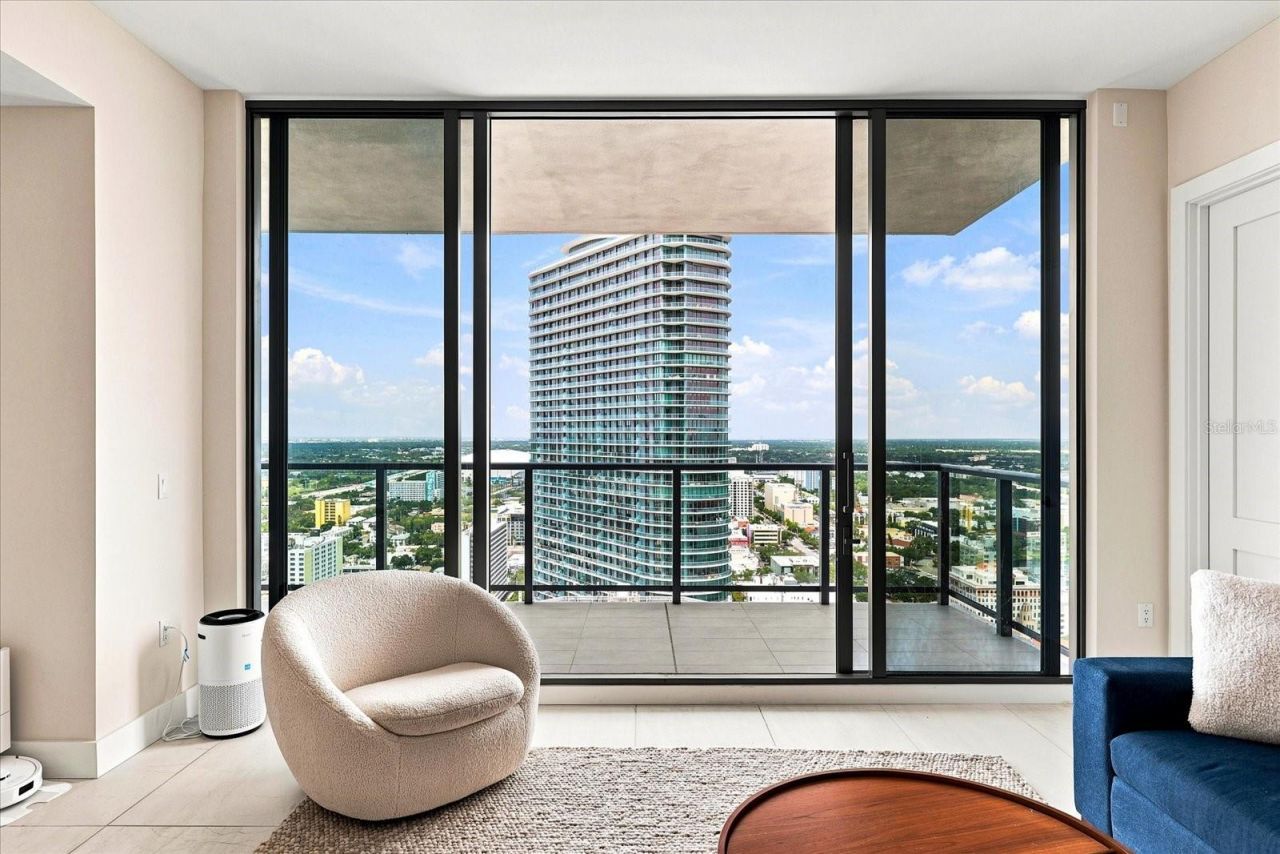 275 1st Avenue S, Unit 3308, Saint Petersburg, FL 33701 Photo