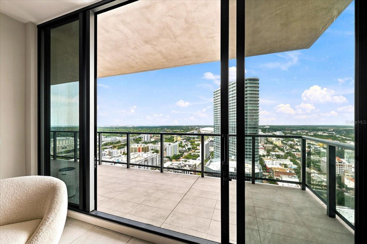 275 1st Avenue S, Unit 3308, Saint Petersburg, FL 33701 Photo