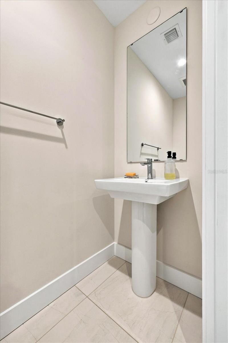 275 1st Avenue S, Unit 3308, Saint Petersburg, FL 33701 Photo