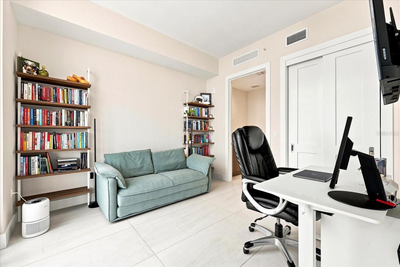 275 1st Avenue S, Unit 3308, Saint Petersburg, FL 33701 Photo