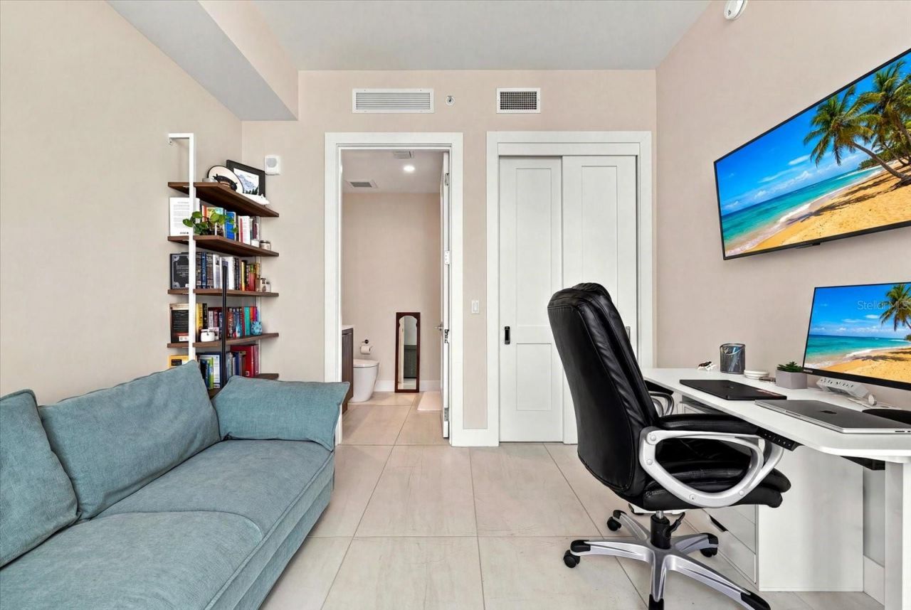 275 1st Avenue S, Unit 3308, Saint Petersburg, FL 33701 Photo