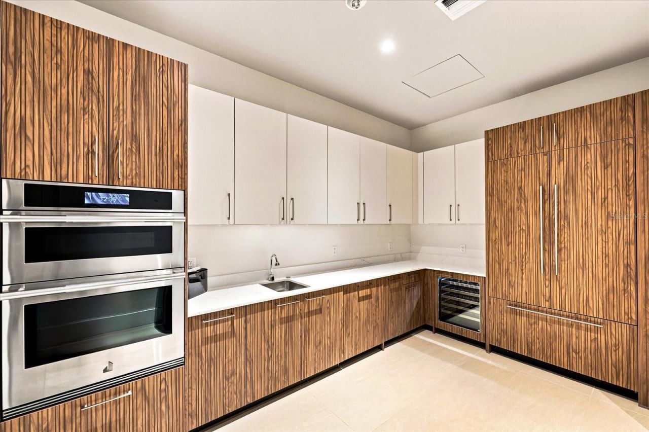 275 1st Avenue S, Unit 3308, Saint Petersburg, FL 33701 Photo