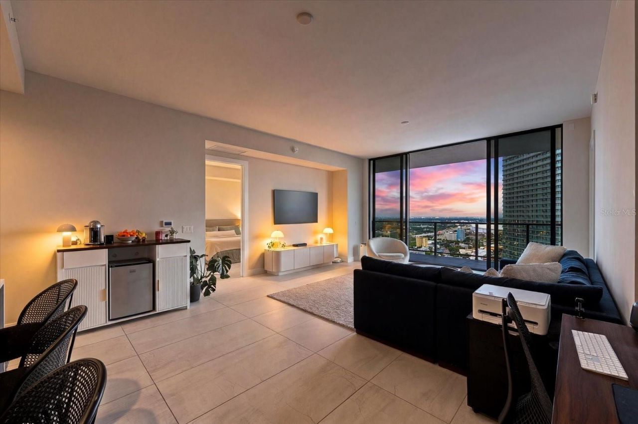 275 1st Avenue S, Unit 3308, Saint Petersburg, FL 33701 Photo