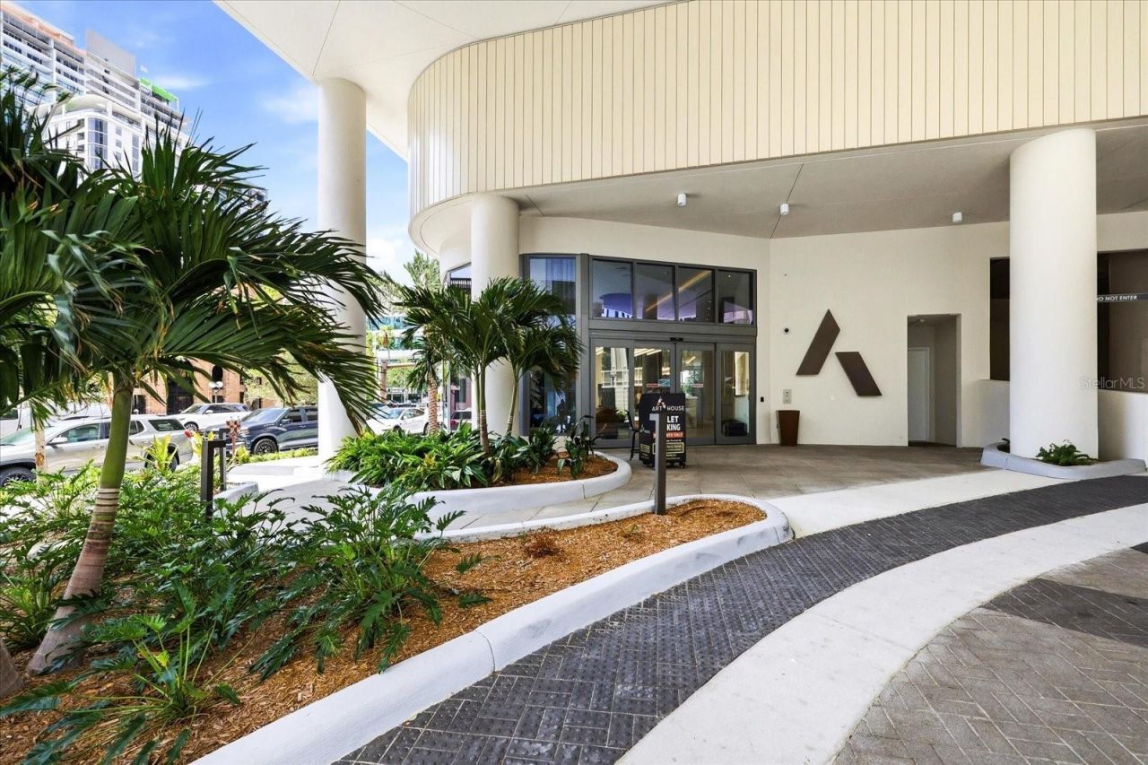 275 1st Avenue S, Unit 3308, Saint Petersburg, FL 33701 Photo