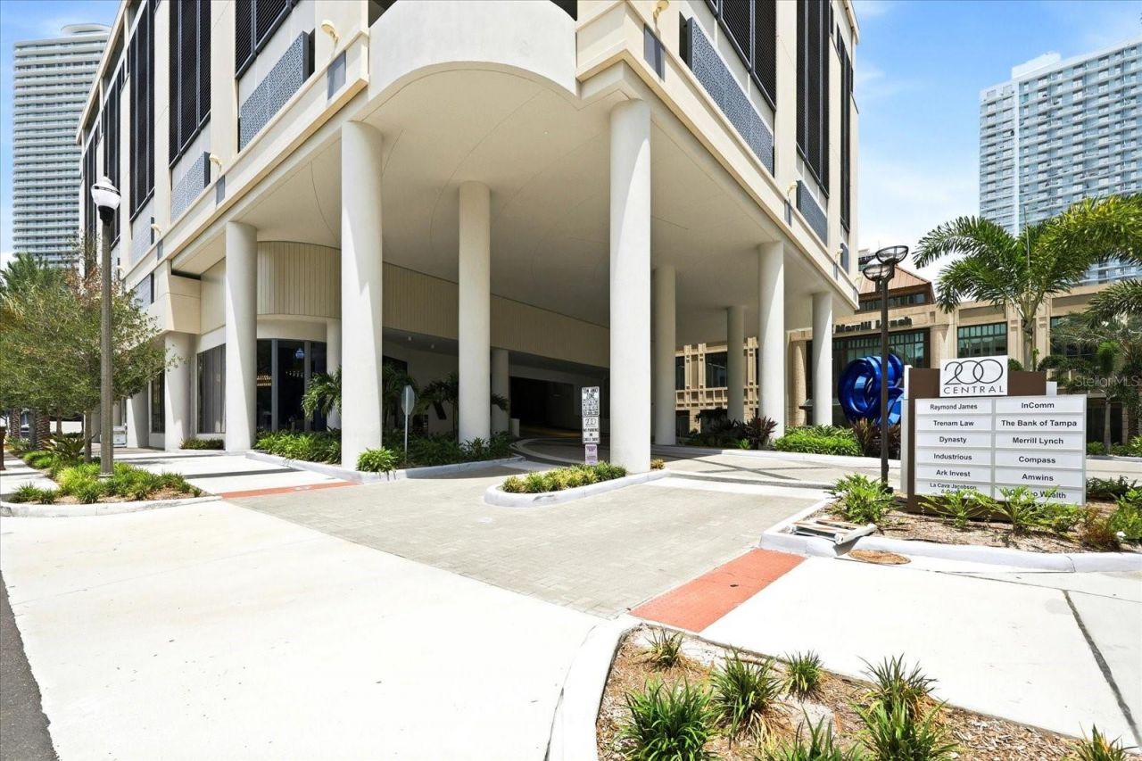 275 1st Avenue S, Unit 3308, Saint Petersburg, FL 33701 Photo