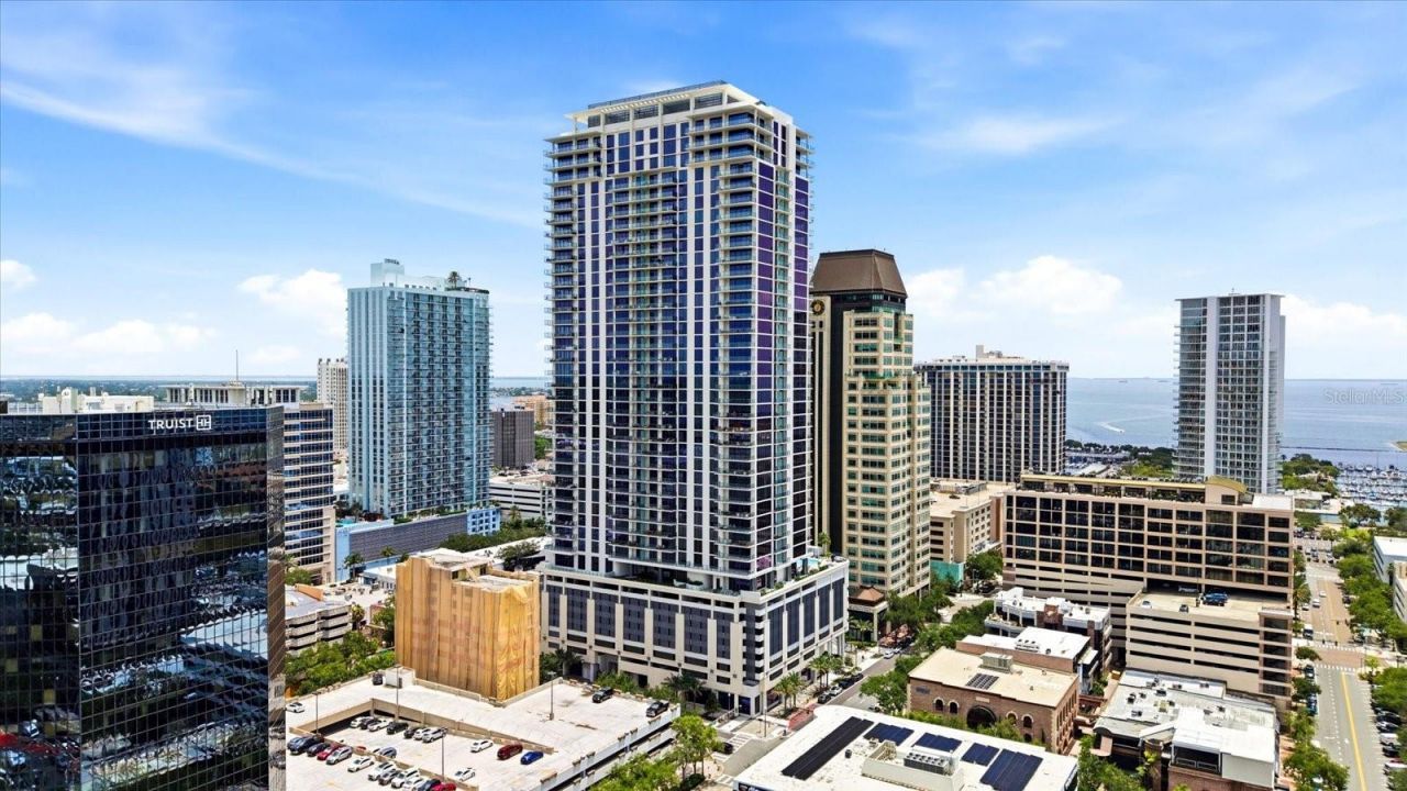 275 1st Avenue S, Unit 3308, Saint Petersburg, FL 33701 Photo