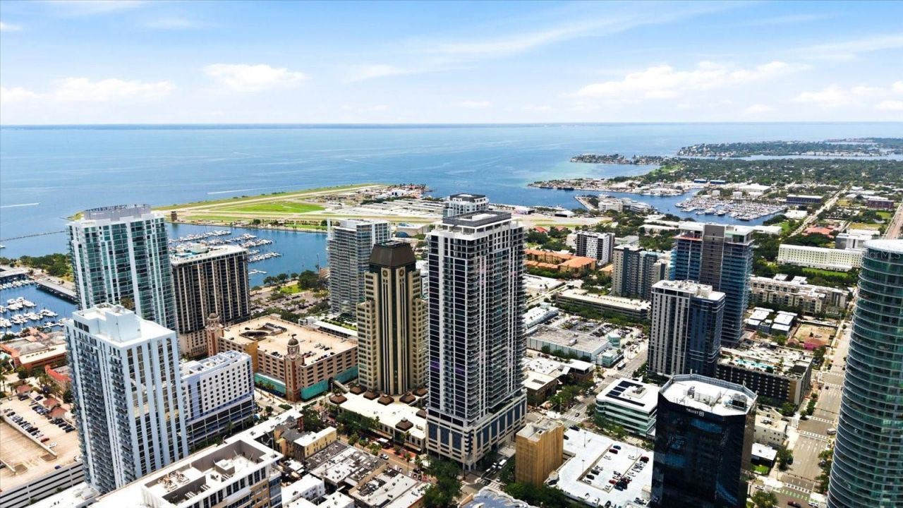 275 1st Avenue S, Unit 3308, Saint Petersburg, FL 33701 Photo