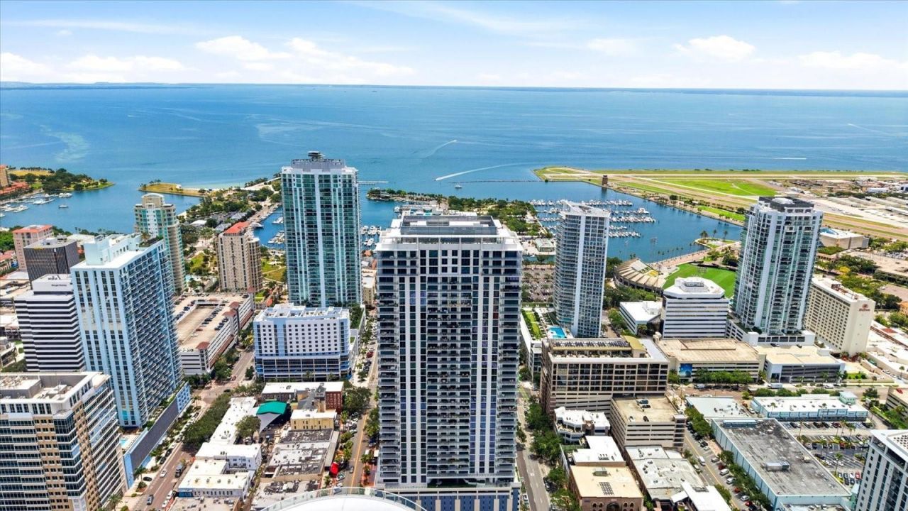 275 1st Avenue S, Unit 3308, Saint Petersburg, FL 33701 Photo