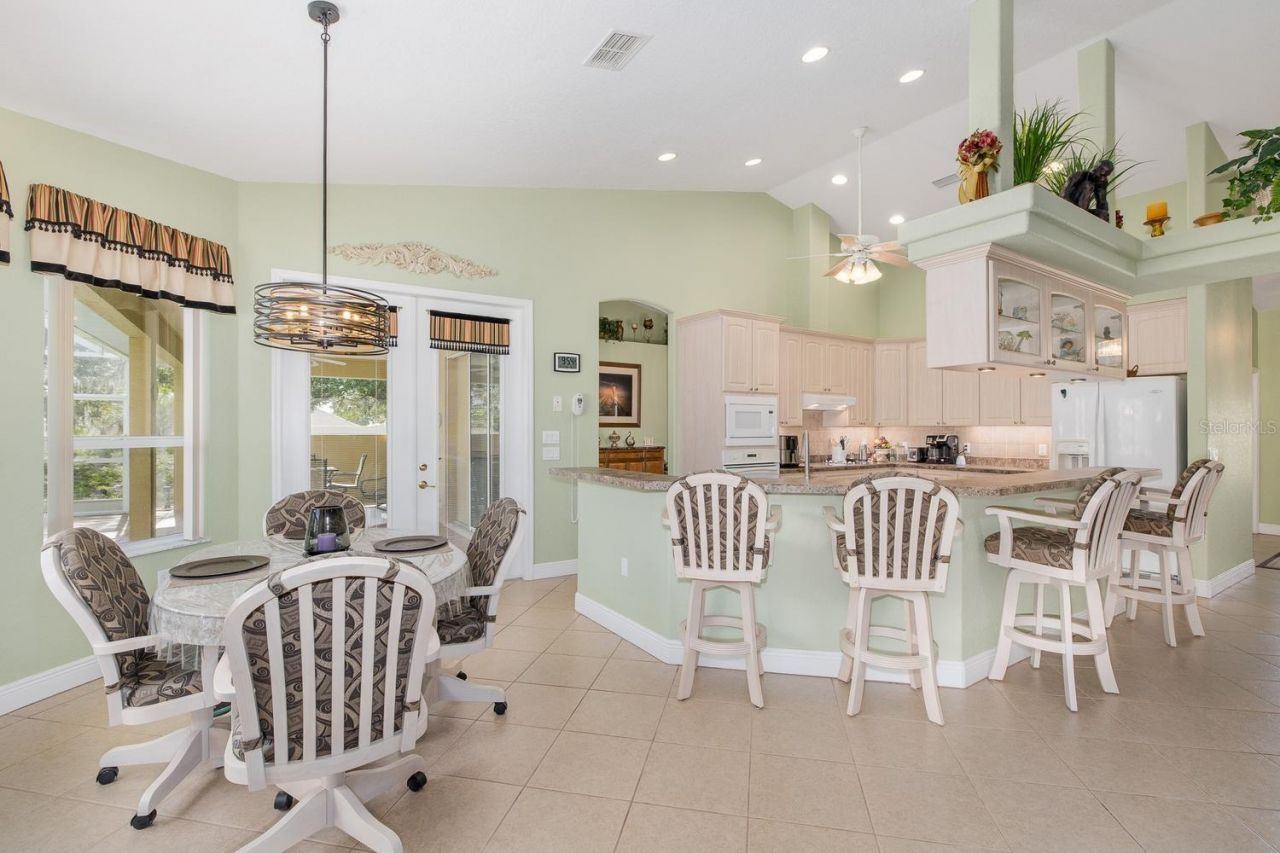 343 Royal Palm Way, Spring Hill, FL 34608 Photo