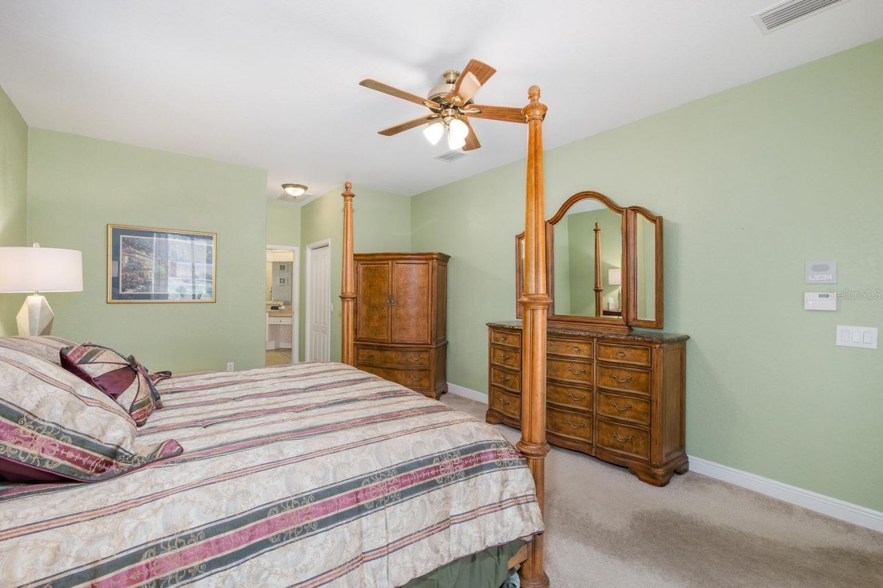 343 Royal Palm Way, Spring Hill, FL 34608 Photo