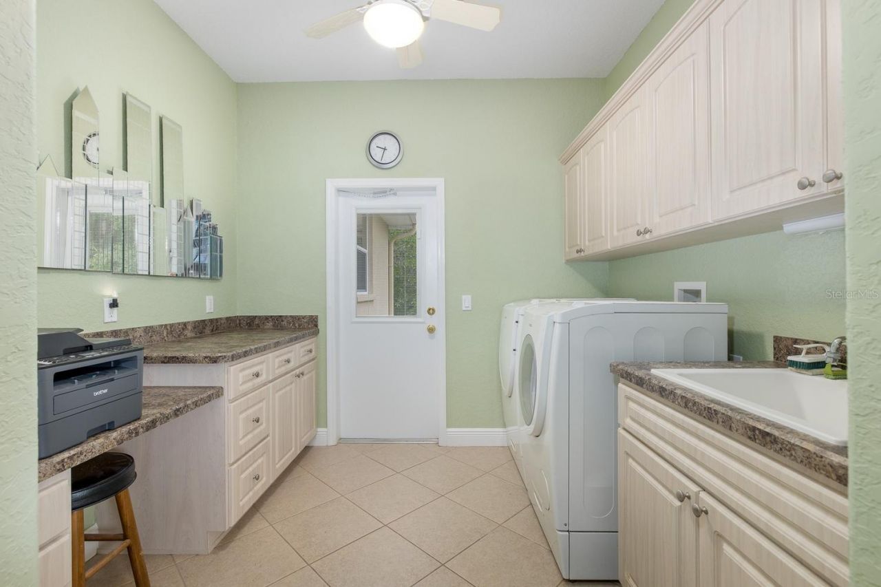 343 Royal Palm Way, Spring Hill, FL 34608 Photo