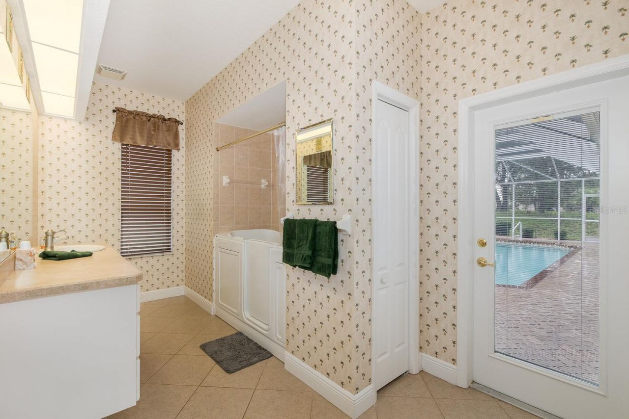343 Royal Palm Way, Spring Hill, FL 34608 Photo