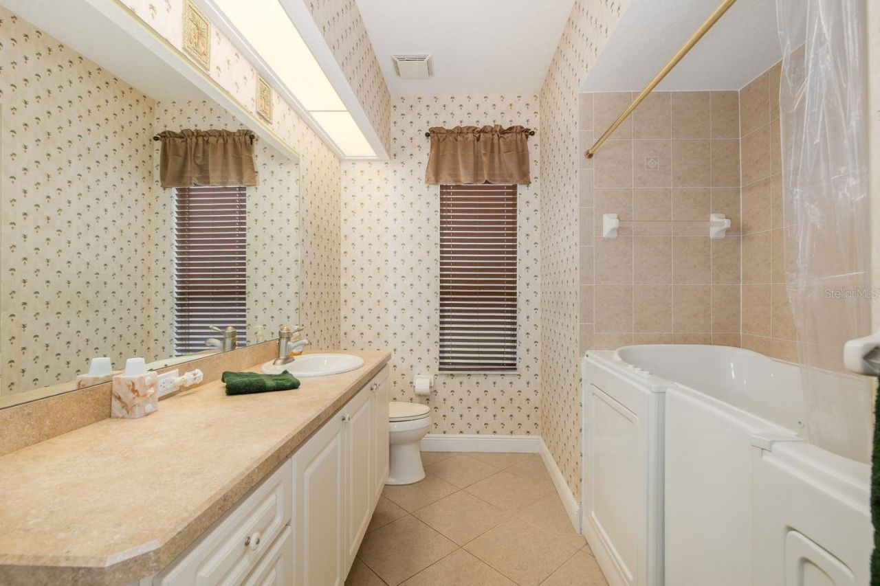 343 Royal Palm Way, Spring Hill, FL 34608 Photo