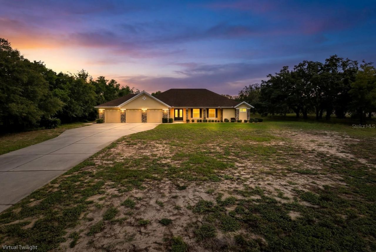 343 Royal Palm Way, Spring Hill, FL 34608 Photo