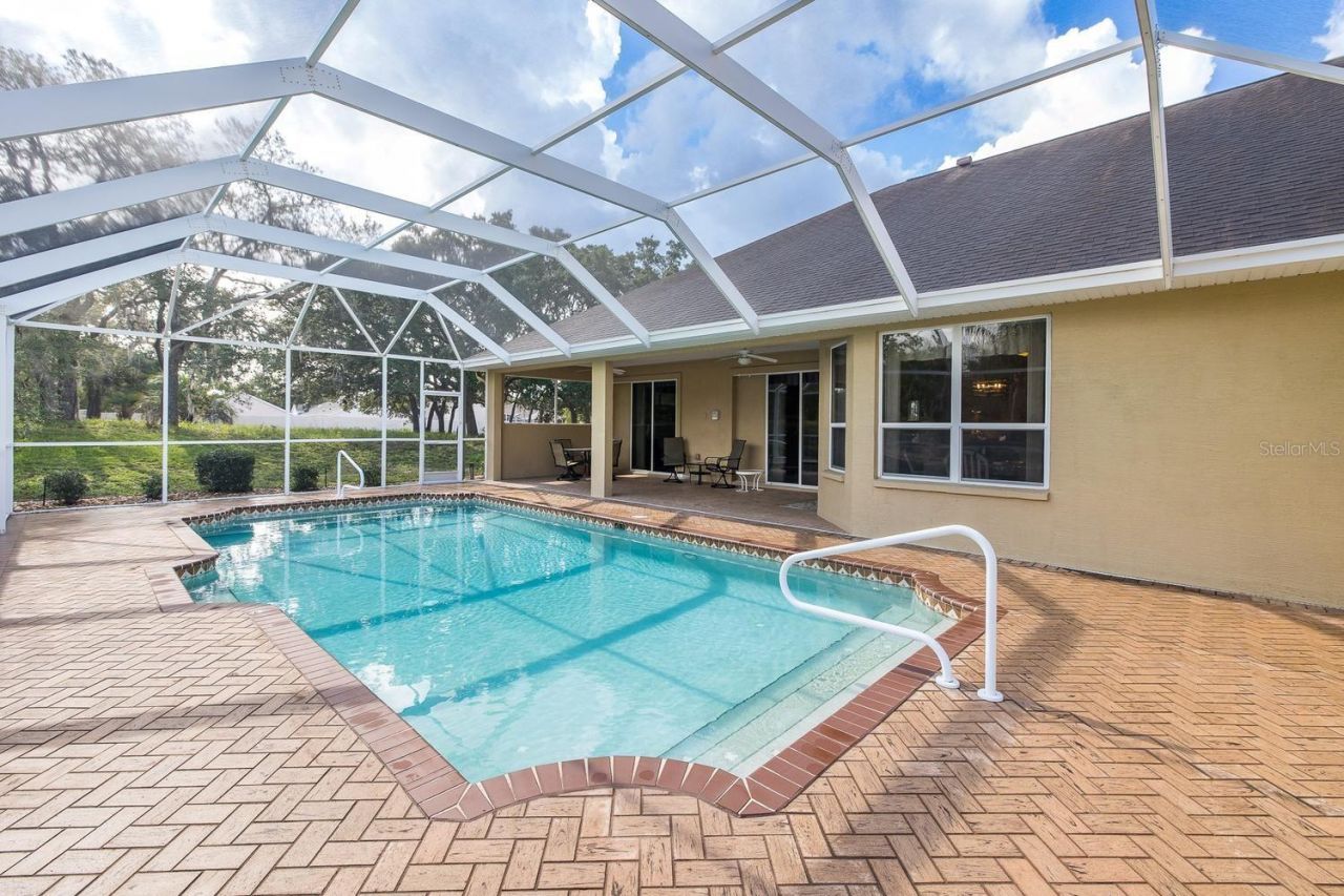 343 Royal Palm Way, Spring Hill, FL 34608 Photo