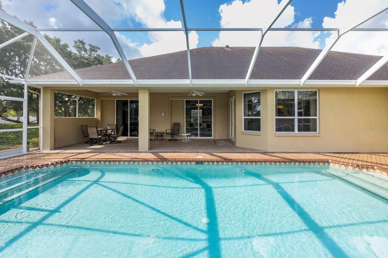 343 Royal Palm Way, Spring Hill, FL 34608 Photo