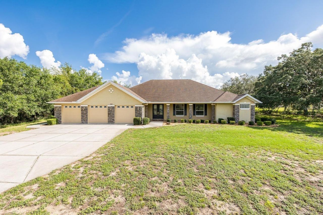 343 Royal Palm Way, Spring Hill, FL 34608 Photo