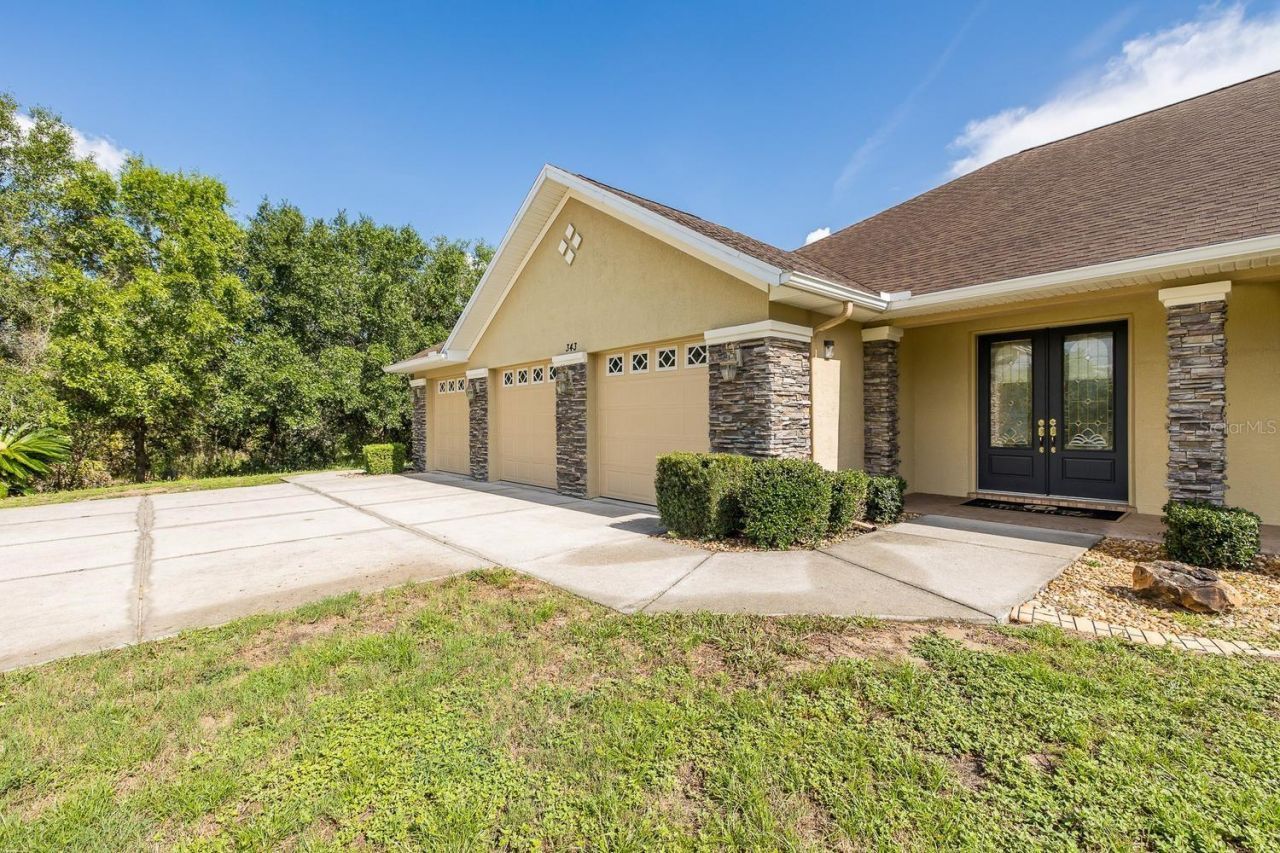 343 Royal Palm Way, Spring Hill, FL 34608 Photo