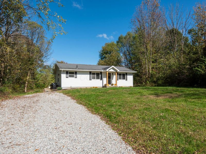 934 Winesap Drive, Howard, OH 43028 Photo 2