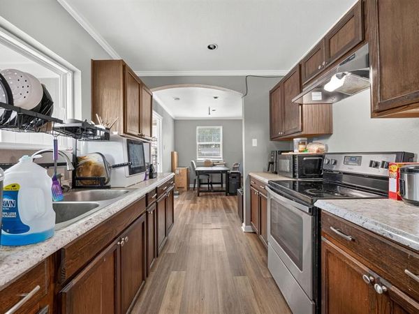 2818 NW 17th Street, Fort Worth, TX 76106