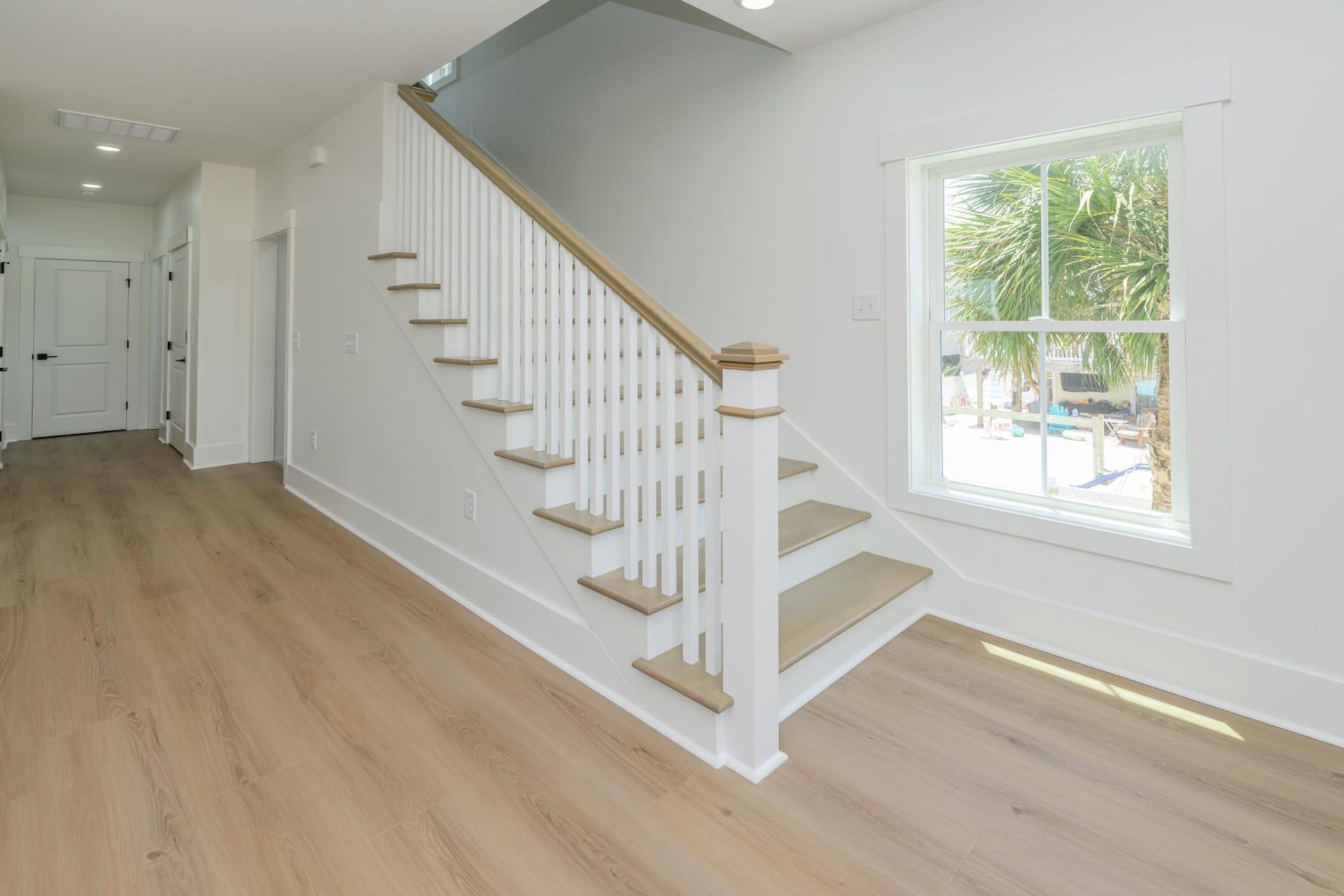 613 South Dogwood  Photo 25
