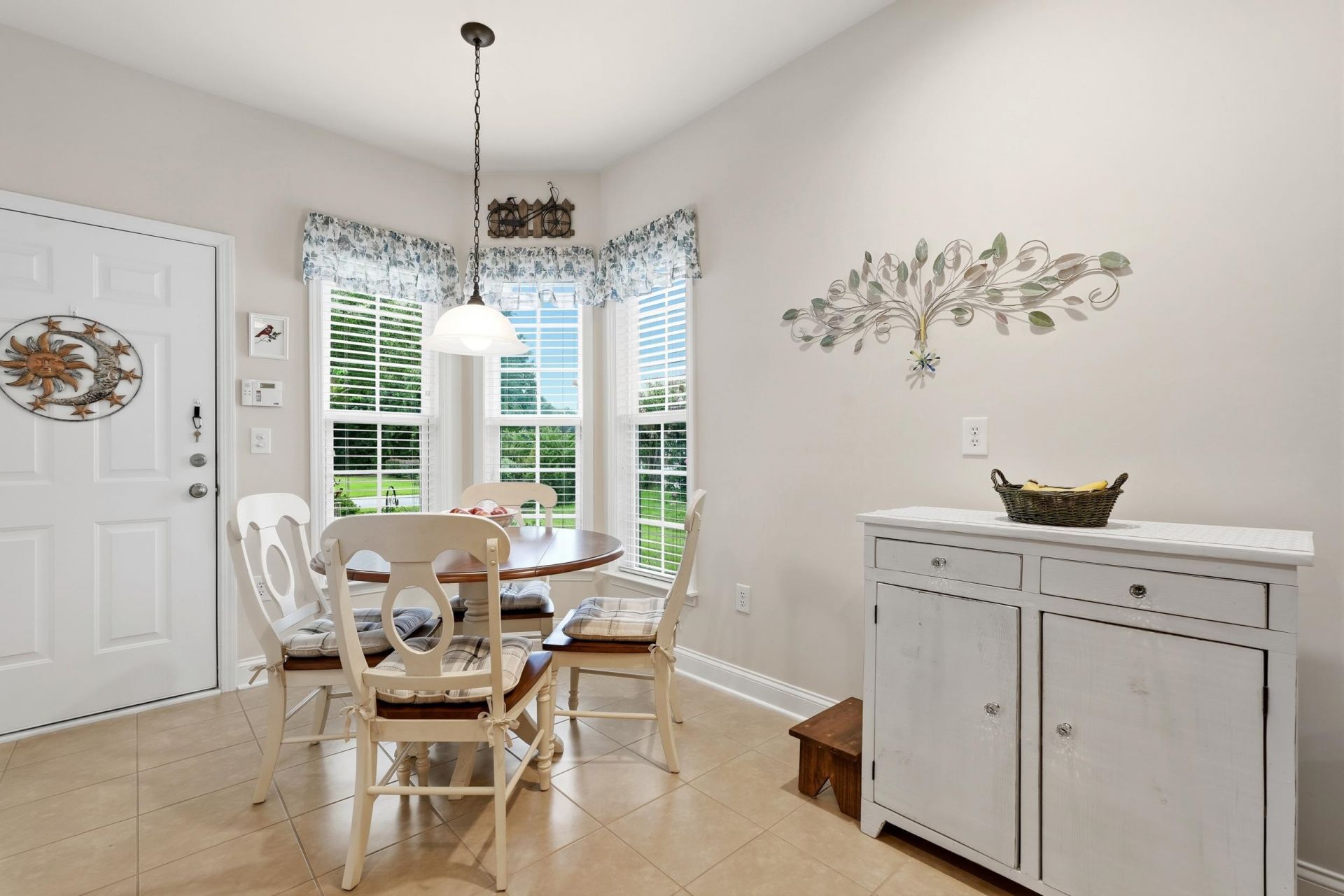 2313 Ordsall Ct.  Photo 10