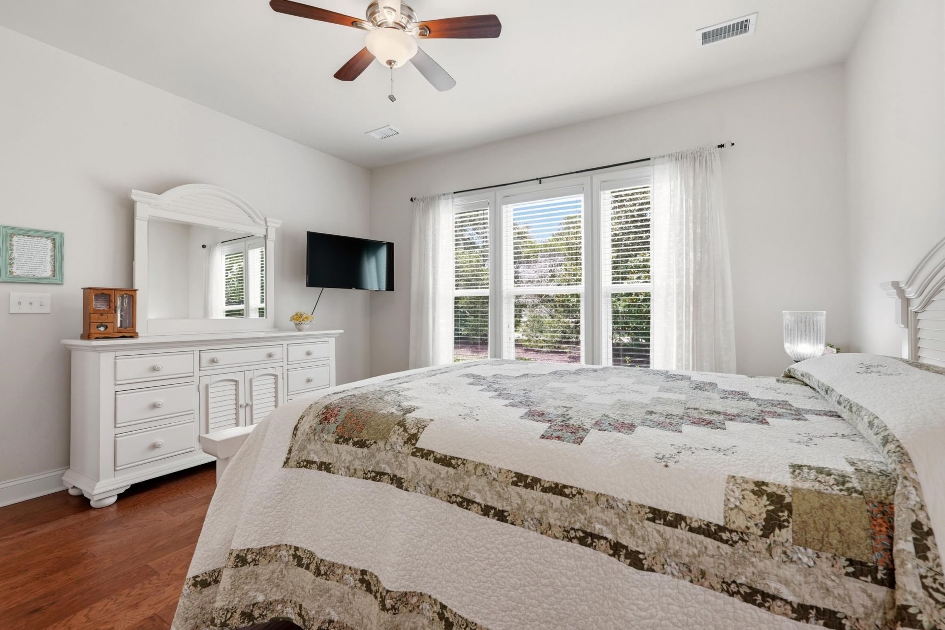 2313 Ordsall Ct.  Photo 14