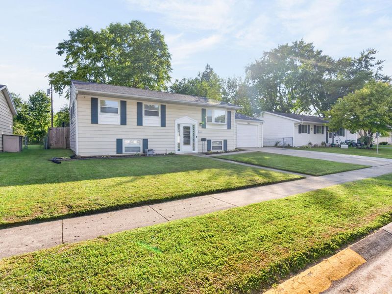 1129 Hawthorne Drive, Sidney, OH 45365 Photo 4